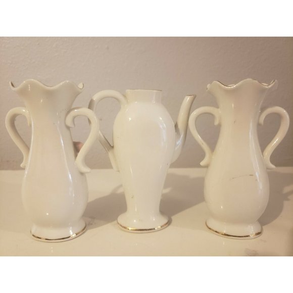 3 Vintage  UCAGCO BUD VASE with Lily of the Valley Flowers (circa 1946-1956) - Picture 2 of 3